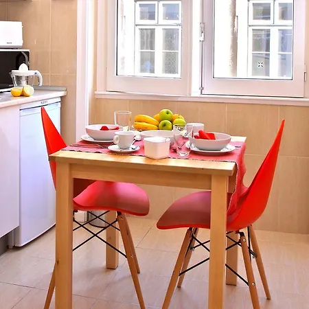 Unique Design Apartment *