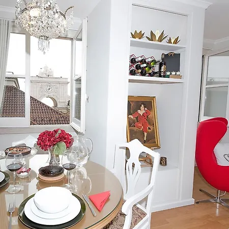 Апартаменти Unique Design