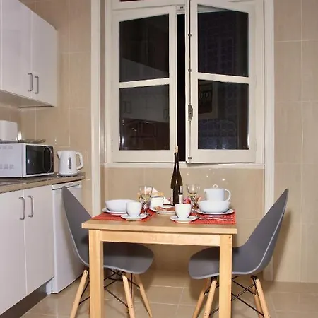 Unique Design Apartment *